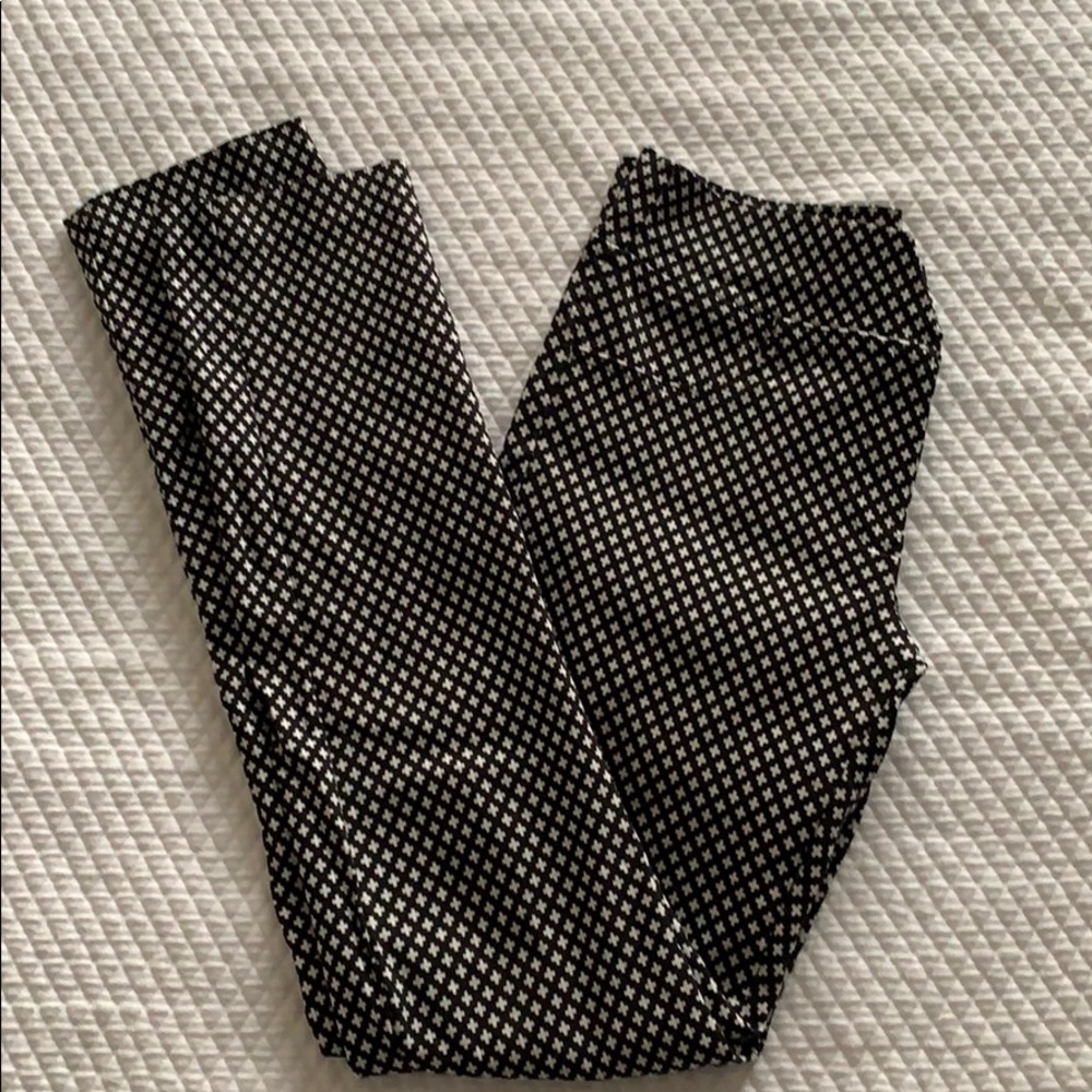Black and white ankle pants